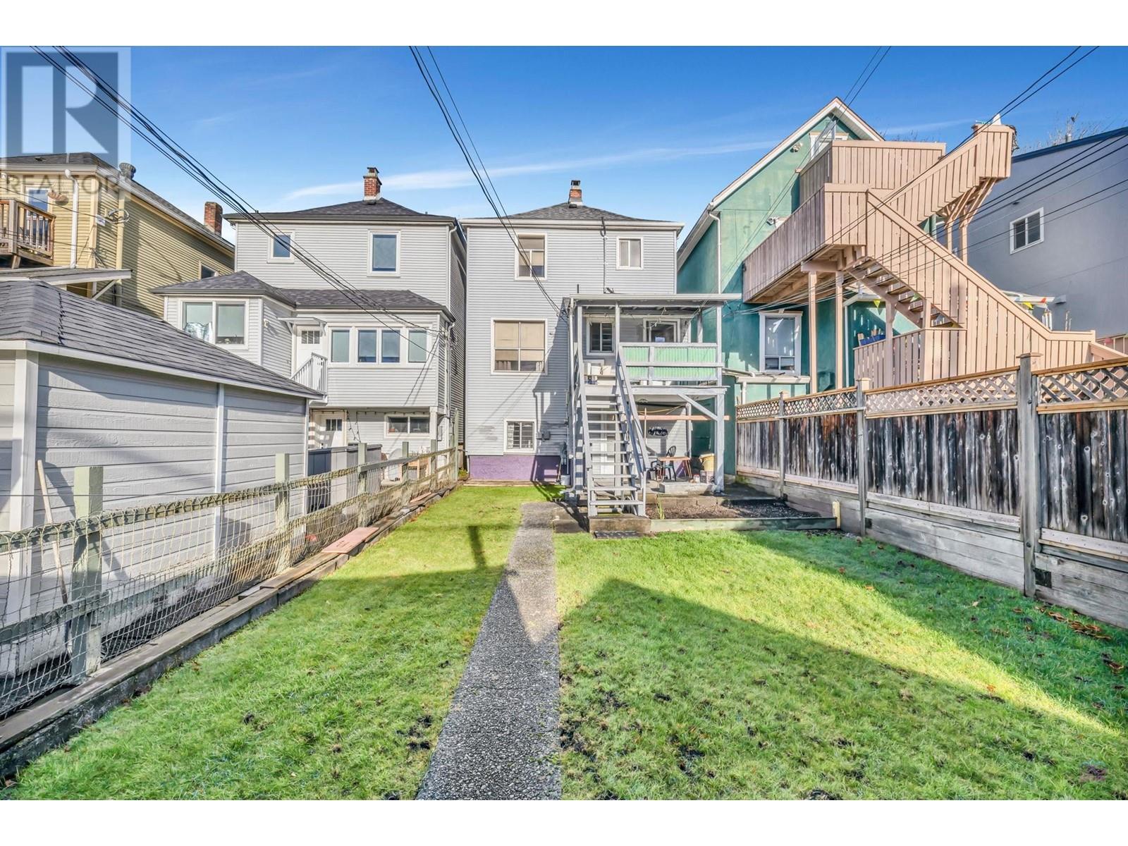 Listing Picture 35 of 37 : 532 UNION STREET, Vancouver / 溫哥華 - 魯藝地產 Yvonne Lu Group - MLS Medallion Club Member