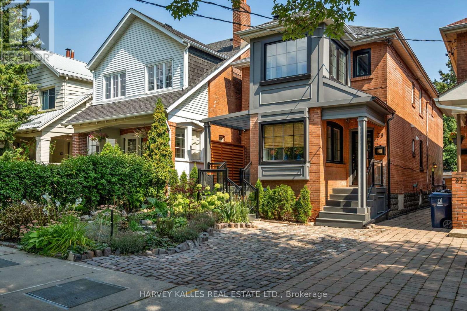 Property at 39 STANDISH AVENUE image 3