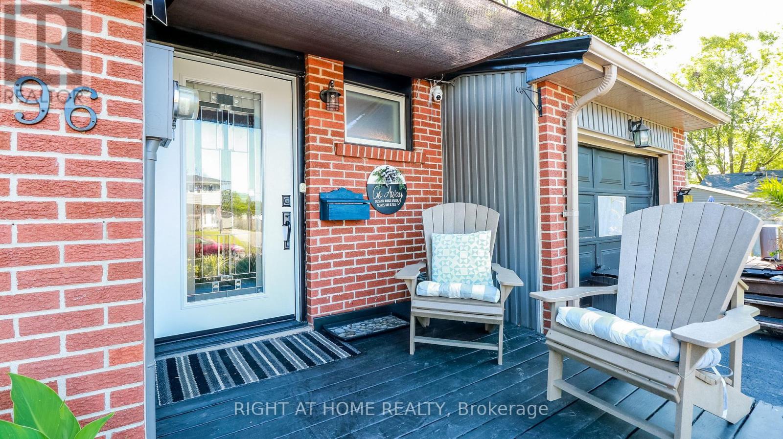 Property at 96 CHAUCER CRESCENT image 3
