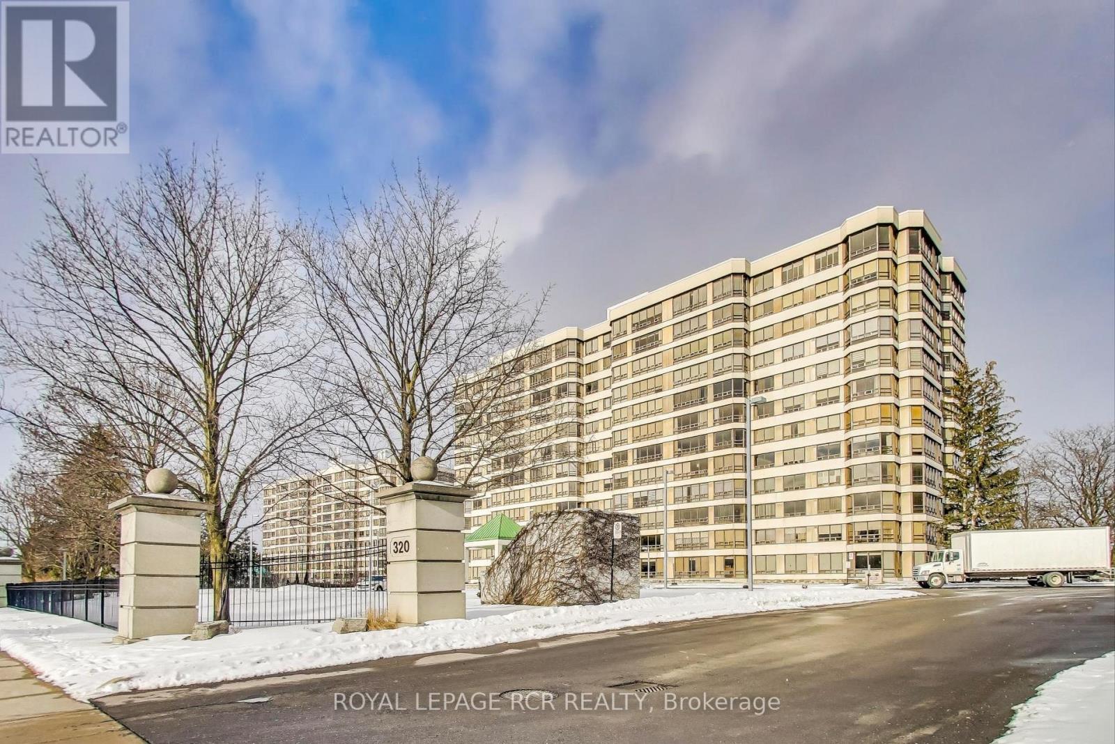Property at 805 - 320 MILL STREET image 2