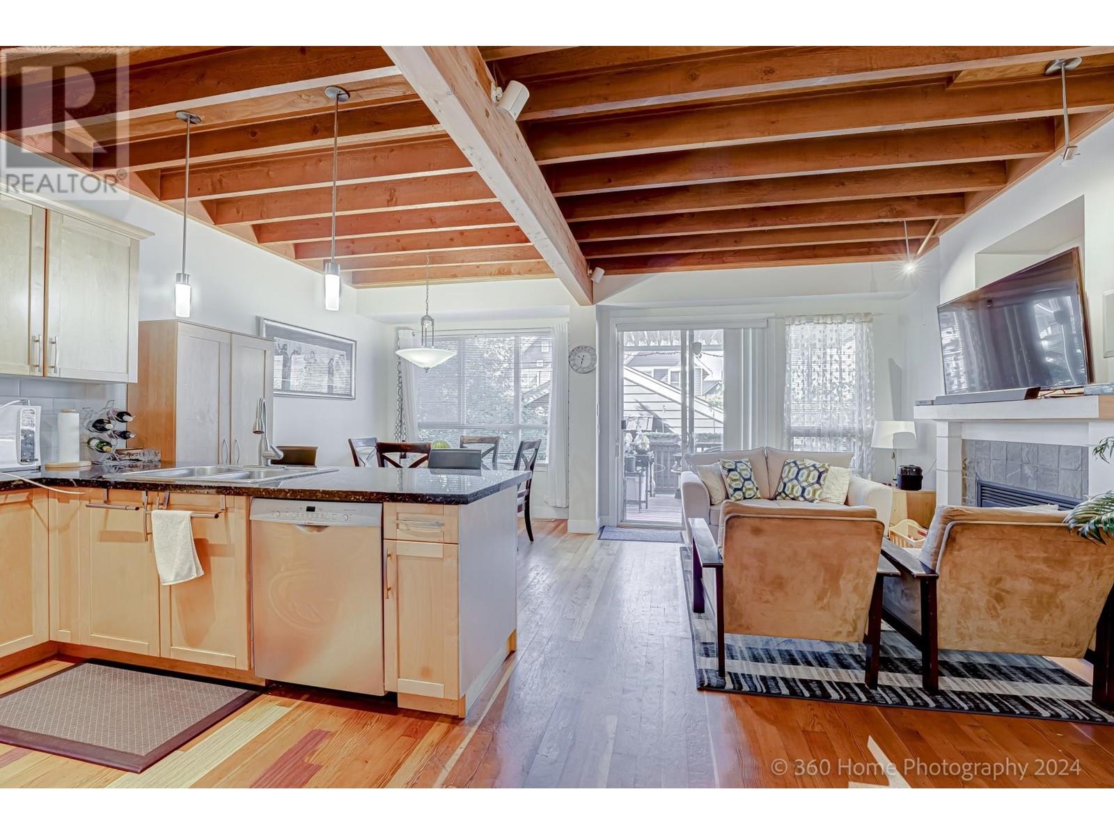 284 Furness Street, New Westminster, British Columbia  V3M 0B4 - Photo 13 - R2964963