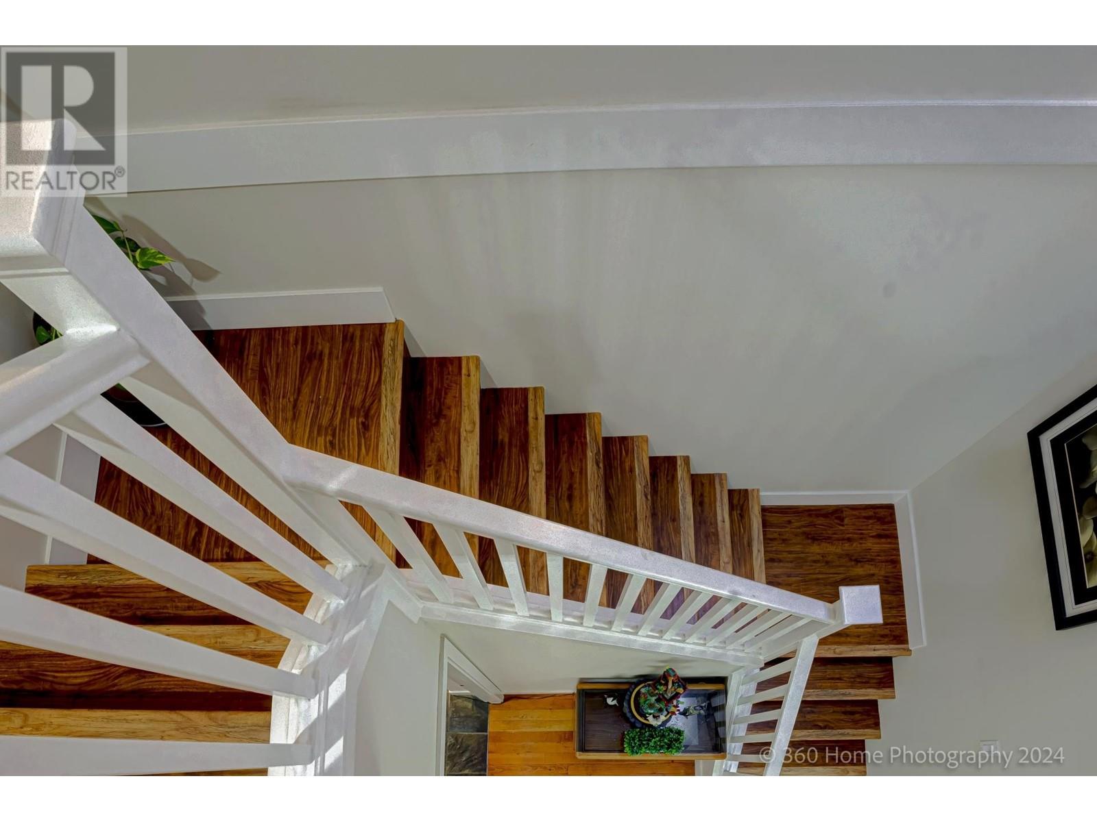 284 Furness Street, New Westminster, British Columbia  V3M 0B4 - Photo 15 - R2964963
