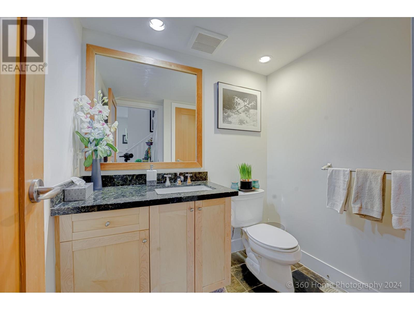 284 Furness Street, New Westminster, British Columbia  V3M 0B4 - Photo 23 - R2964963