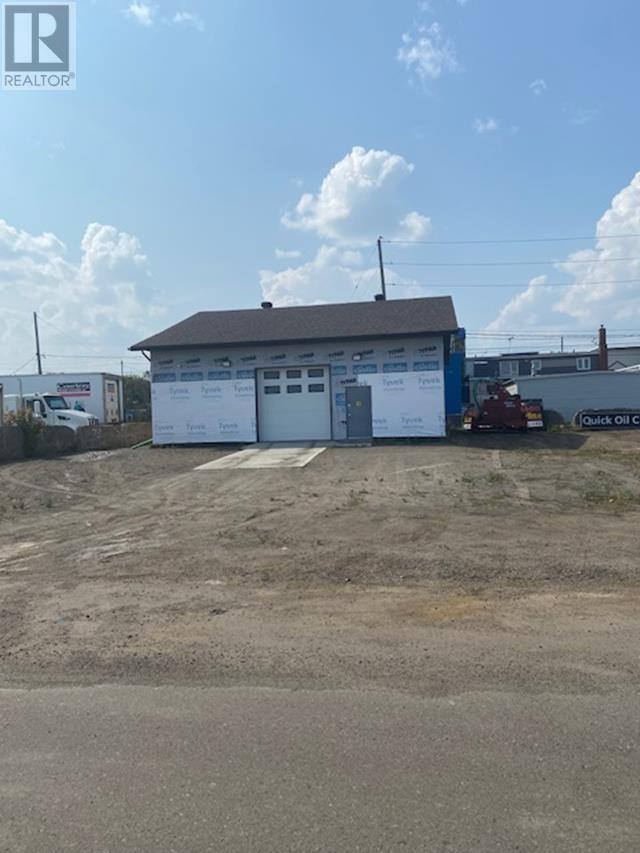 421 Hardisty St N, Thunder Bay, Ontario  P7C 3G9 - Photo 2 - TB242650