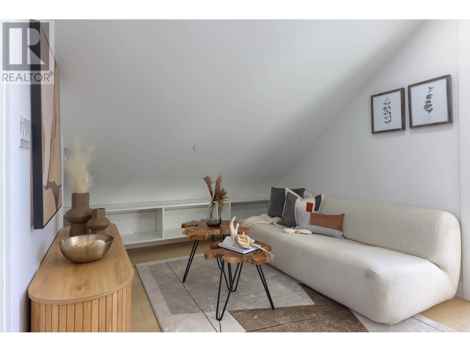 Listing Picture 22 of 26 : 1 4634 ROSS STREET, Vancouver / 溫哥華 - 魯藝地產 Yvonne Lu Group - MLS Medallion Club Member