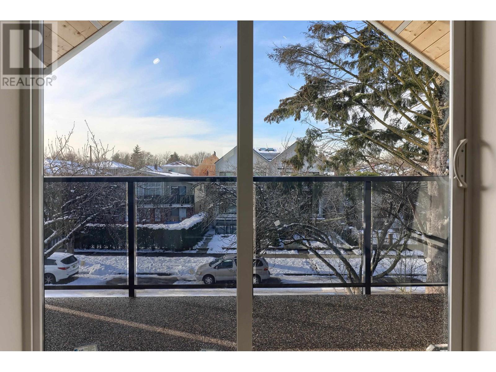 Listing Picture 26 of 26 : 1 4634 ROSS STREET, Vancouver / 溫哥華 - 魯藝地產 Yvonne Lu Group - MLS Medallion Club Member