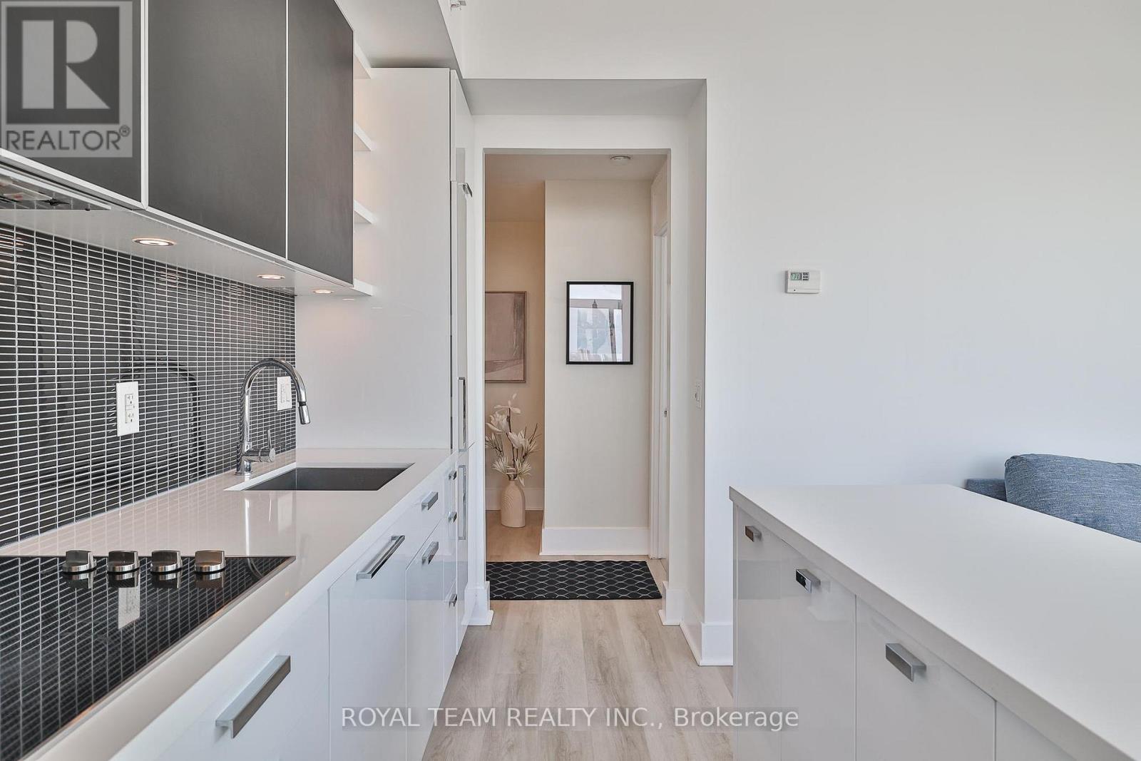 1403 - 32 Davenport Road, Toronto, Ontario  M5R 0B5 - Photo 16 - C11965295