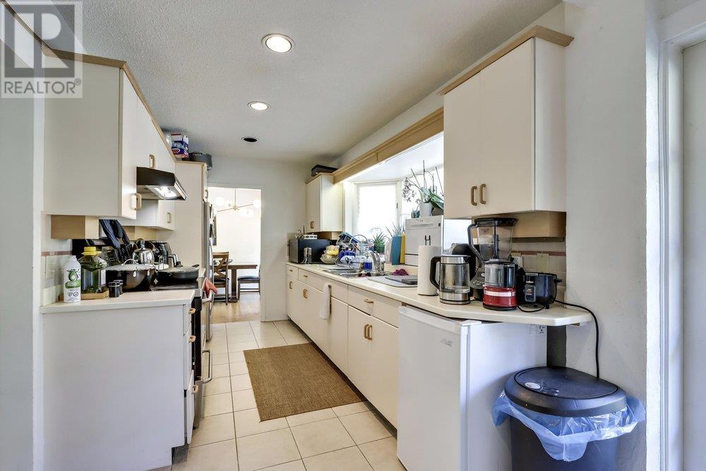 764 Blythwood Drive, North Vancouver, British Columbia  V7N 2W9 - Photo 10 - R2964976