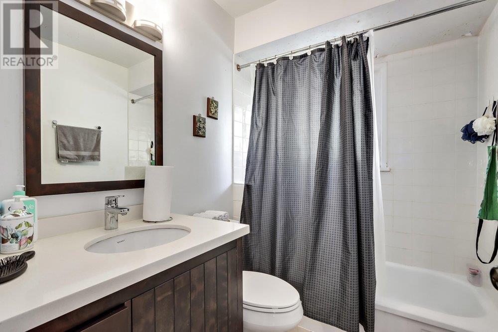 764 Blythwood Drive, North Vancouver, British Columbia  V7N 2W9 - Photo 14 - R2964976