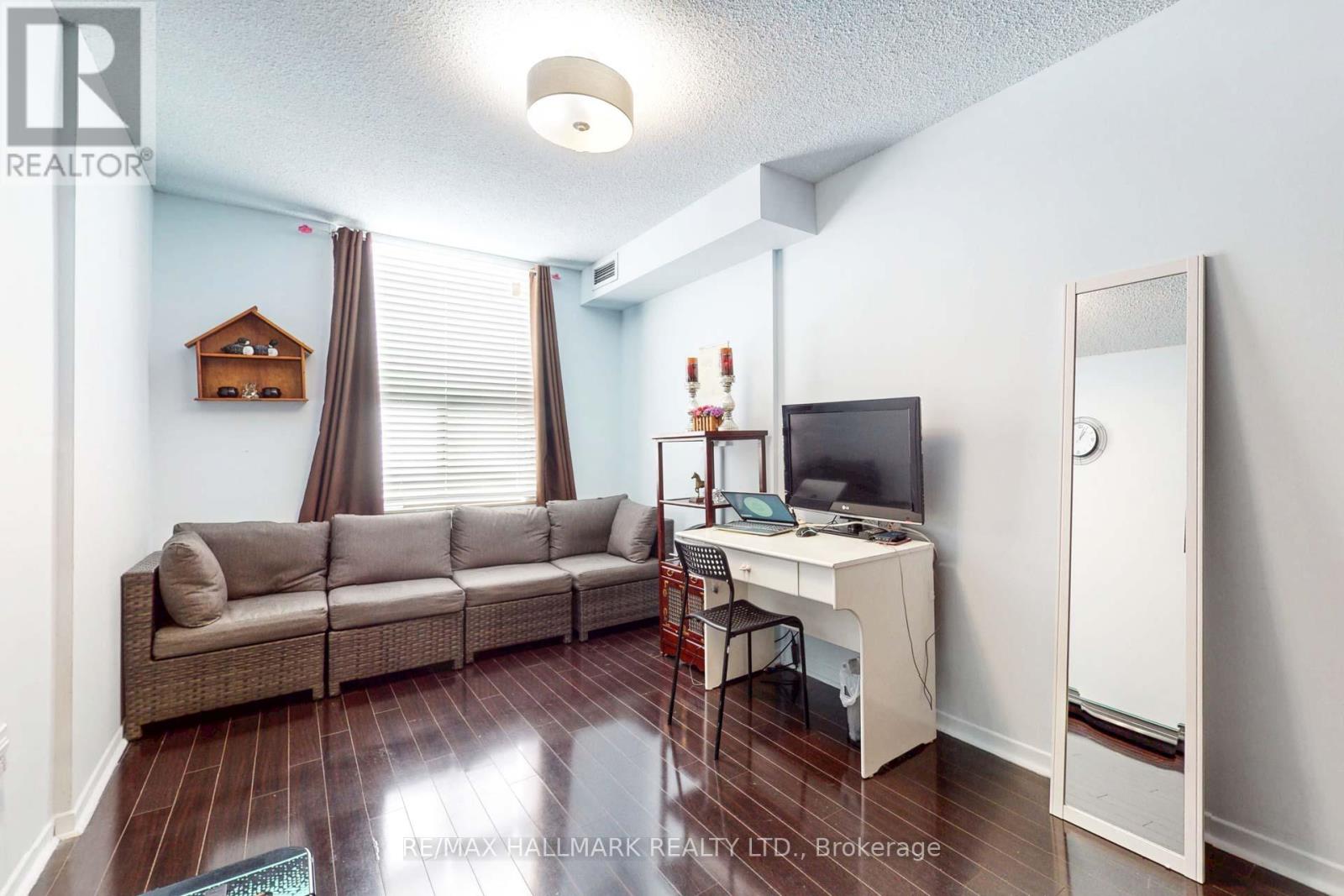 1815 - 75 Emmett Avenue, Toronto, Ontario  M6M 5A7 - Photo 6 - W11964884