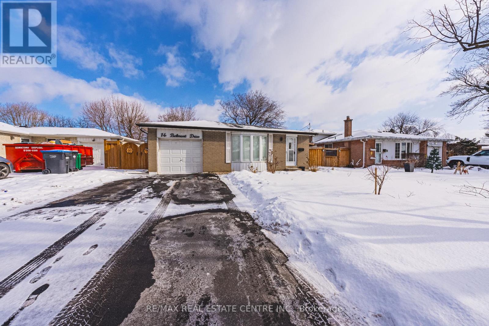 14 BELMONT DRIVE, Brampton, Ontario