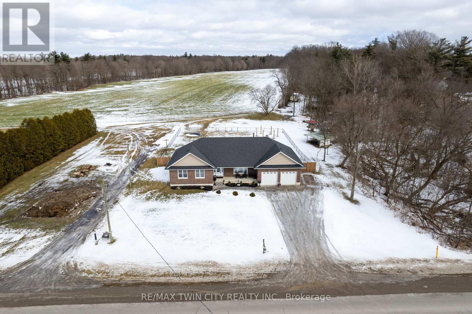 2096 Main Street, Norfolk, Ontario  N0E 1X0 - Photo 33 - X11965447