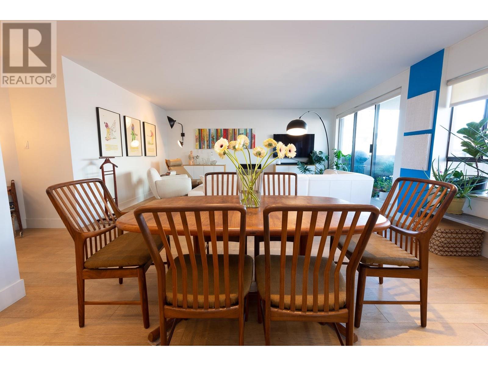 Listing Picture 7 of 38 : 301 1337 W 10TH AVENUE, Vancouver / 溫哥華 - 魯藝地產 Yvonne Lu Group - MLS Medallion Club Member