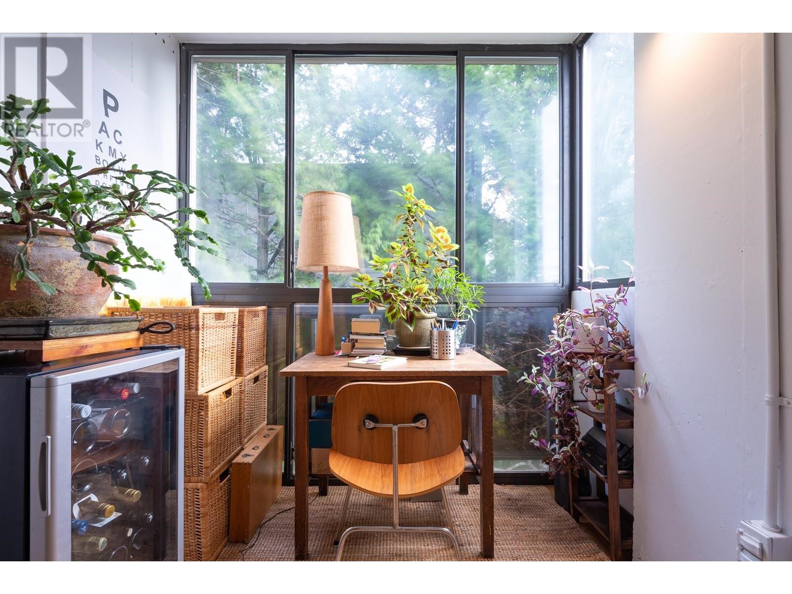 Listing Picture 28 of 38 : 301 1337 W 10TH AVENUE, Vancouver / 溫哥華 - 魯藝地產 Yvonne Lu Group - MLS Medallion Club Member