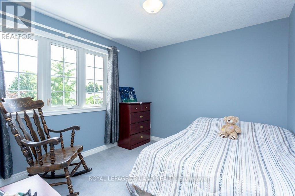 Photo 11 of 23 for 25 Steeplechase Court