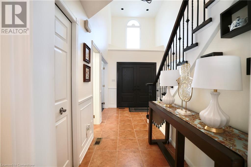 Property at 525 LEIGHLAND Drive image 4