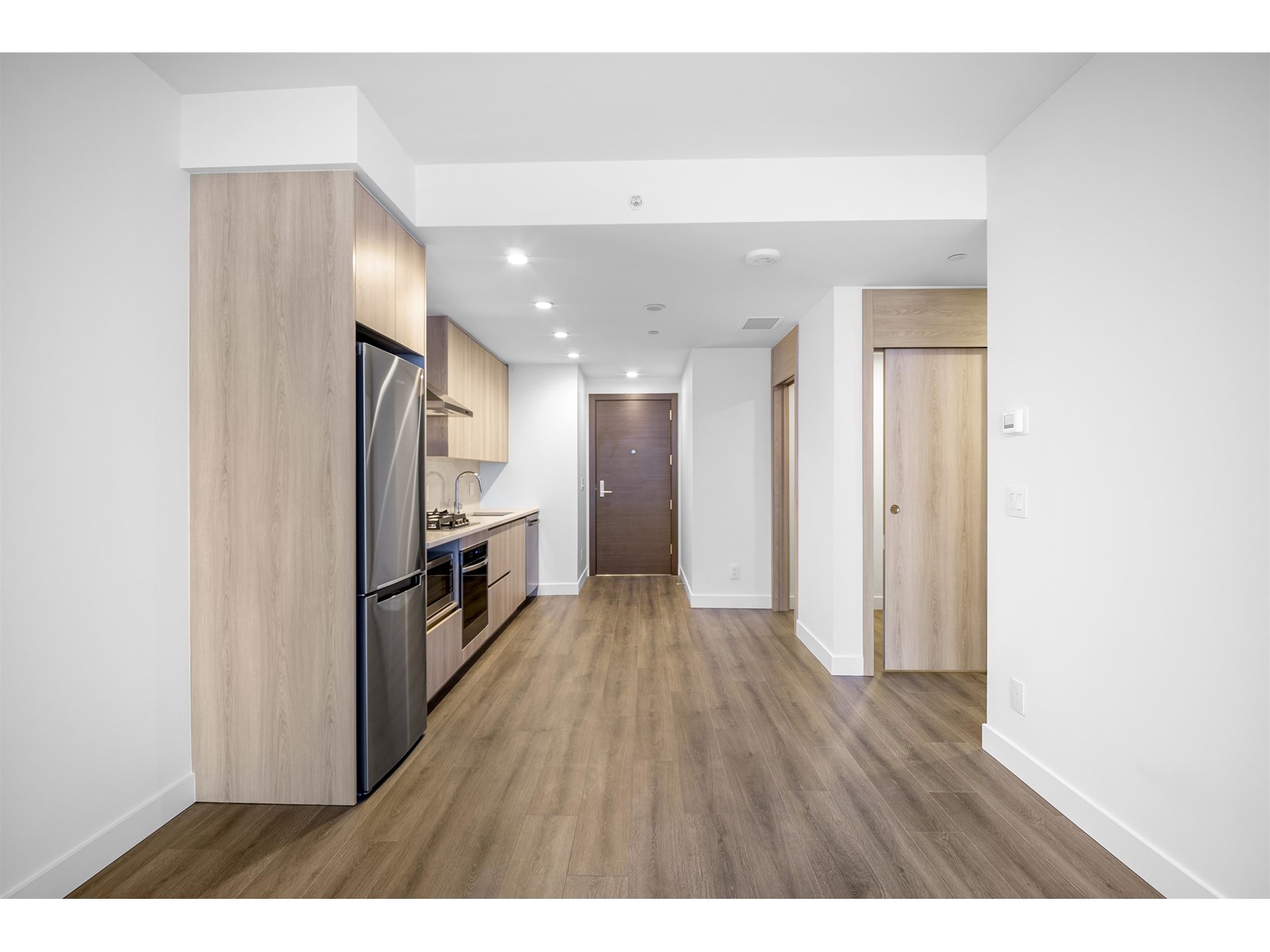 3501 10750 135a Street, Surrey, British Columbia  V3T 0V4 - Photo 3 - R2964144