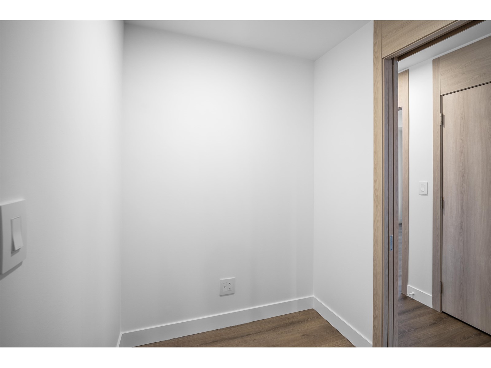 3501 10750 135a Street, Surrey, British Columbia  V3T 0V4 - Photo 5 - R2964144