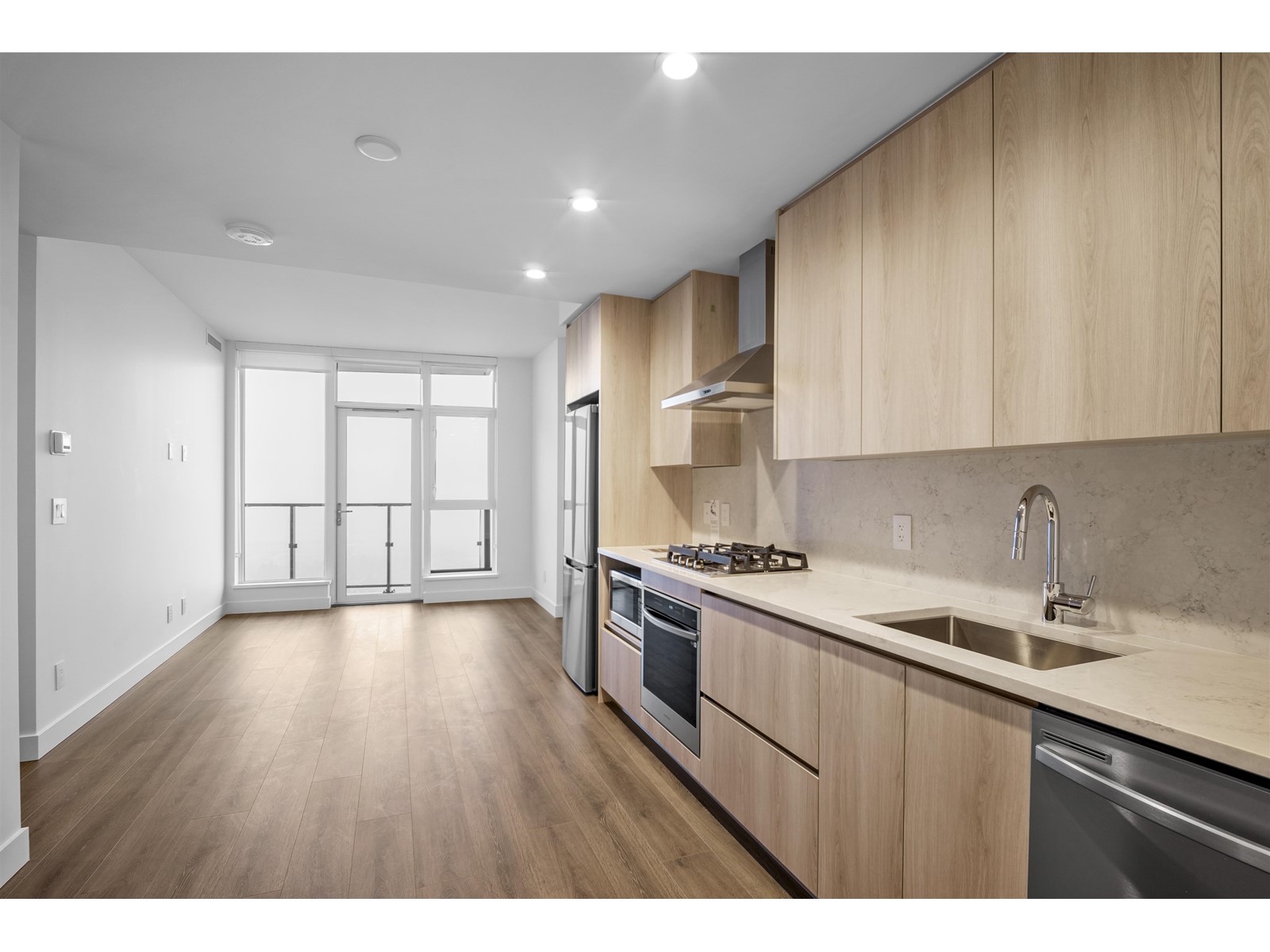 3501 10750 135a Street, Surrey, British Columbia  V3T 0V4 - Photo 1 - R2964144
