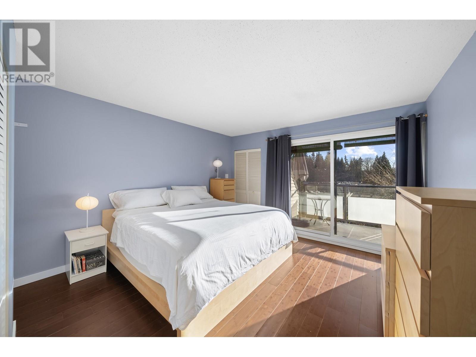Listing Picture 23 of 40 : 4167 BRIDGEWATER CRESCENT, Burnaby / 本拿比 - 魯藝地產 Yvonne Lu Group - MLS Medallion Club Member
