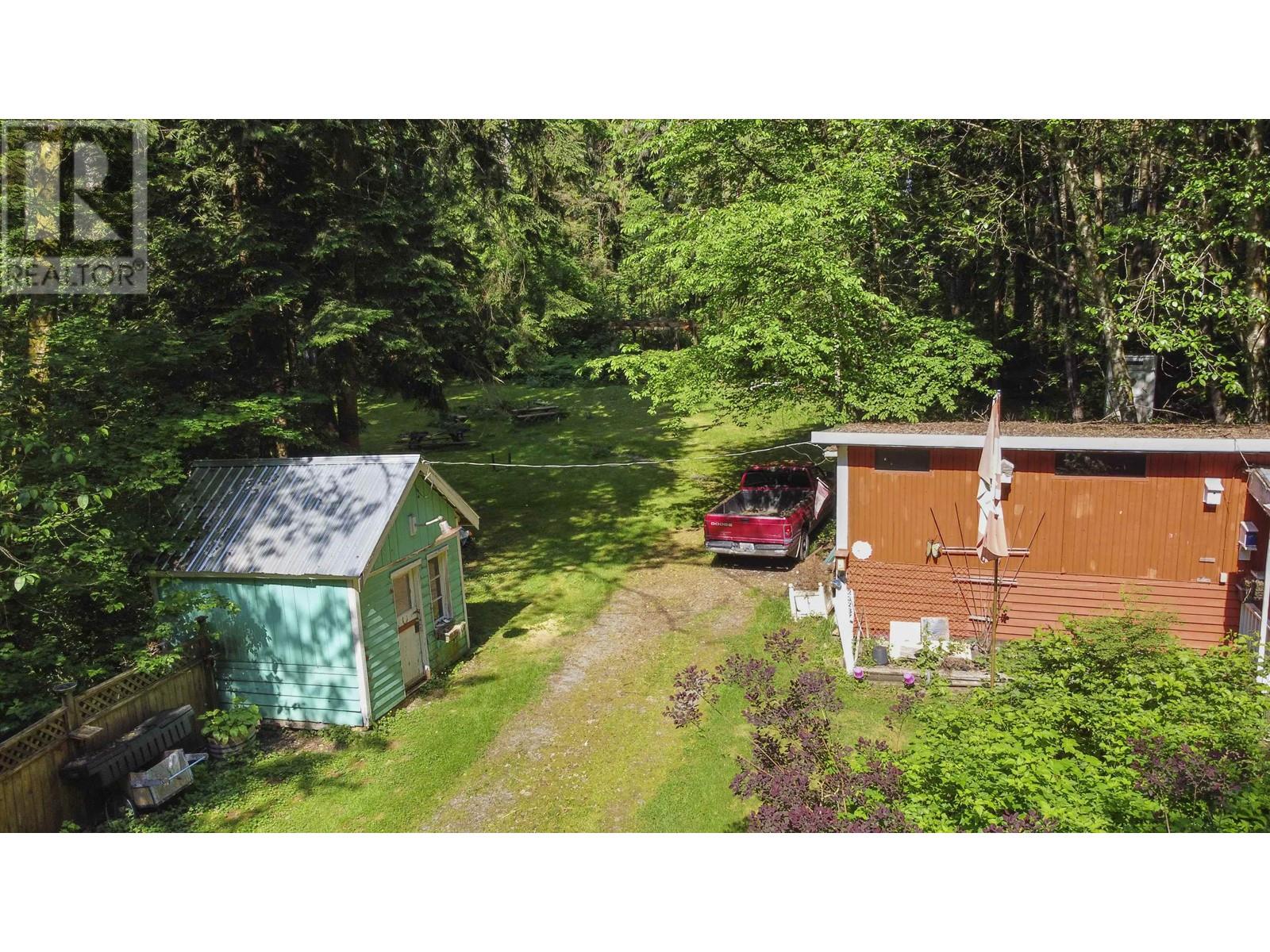 23287 141 Avenue, Maple Ridge, British Columbia  V4R 2R4 - Photo 4 - R2965023