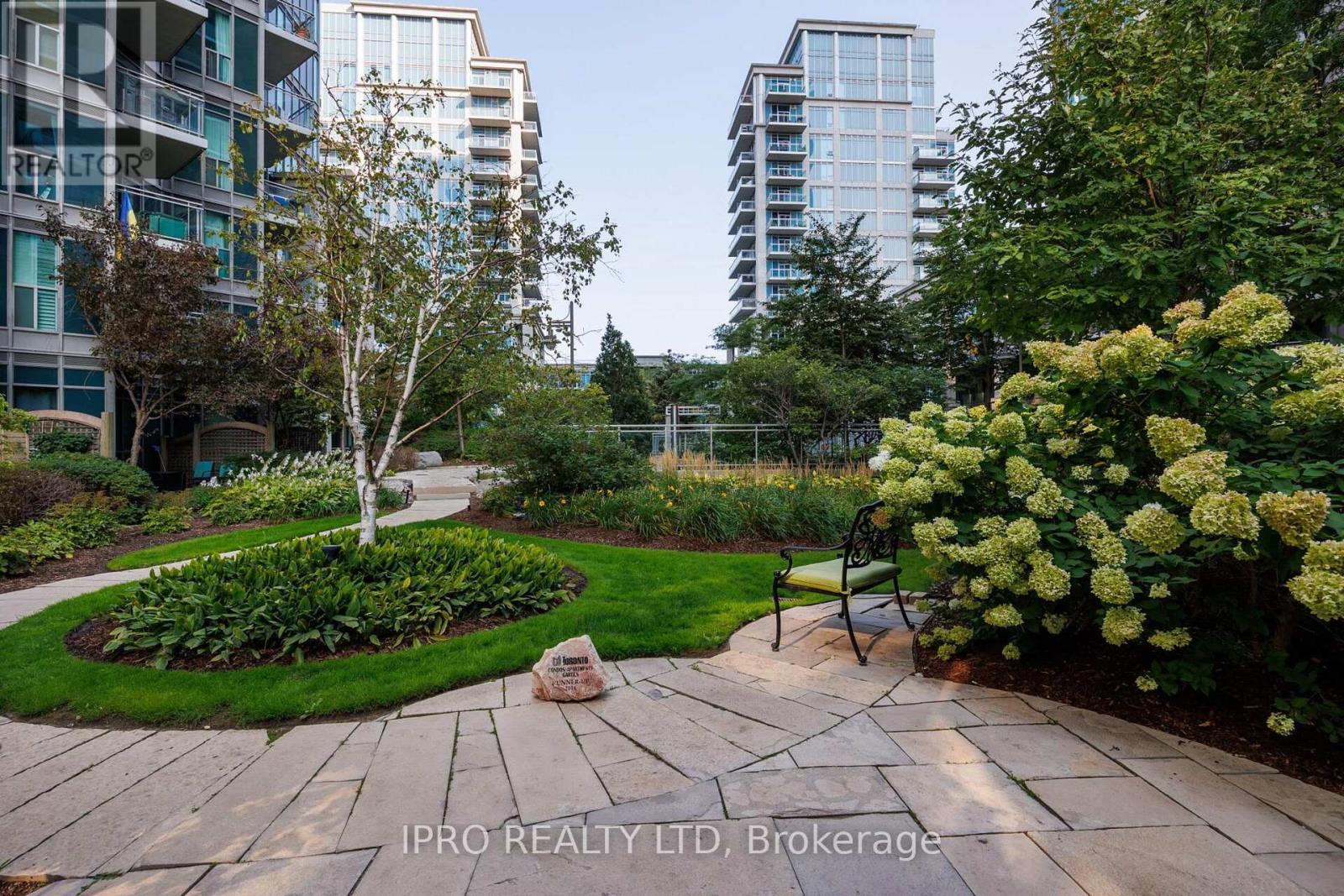 Property at 217 - 2119 LAKE SHORE BOULEVARD W image 5
