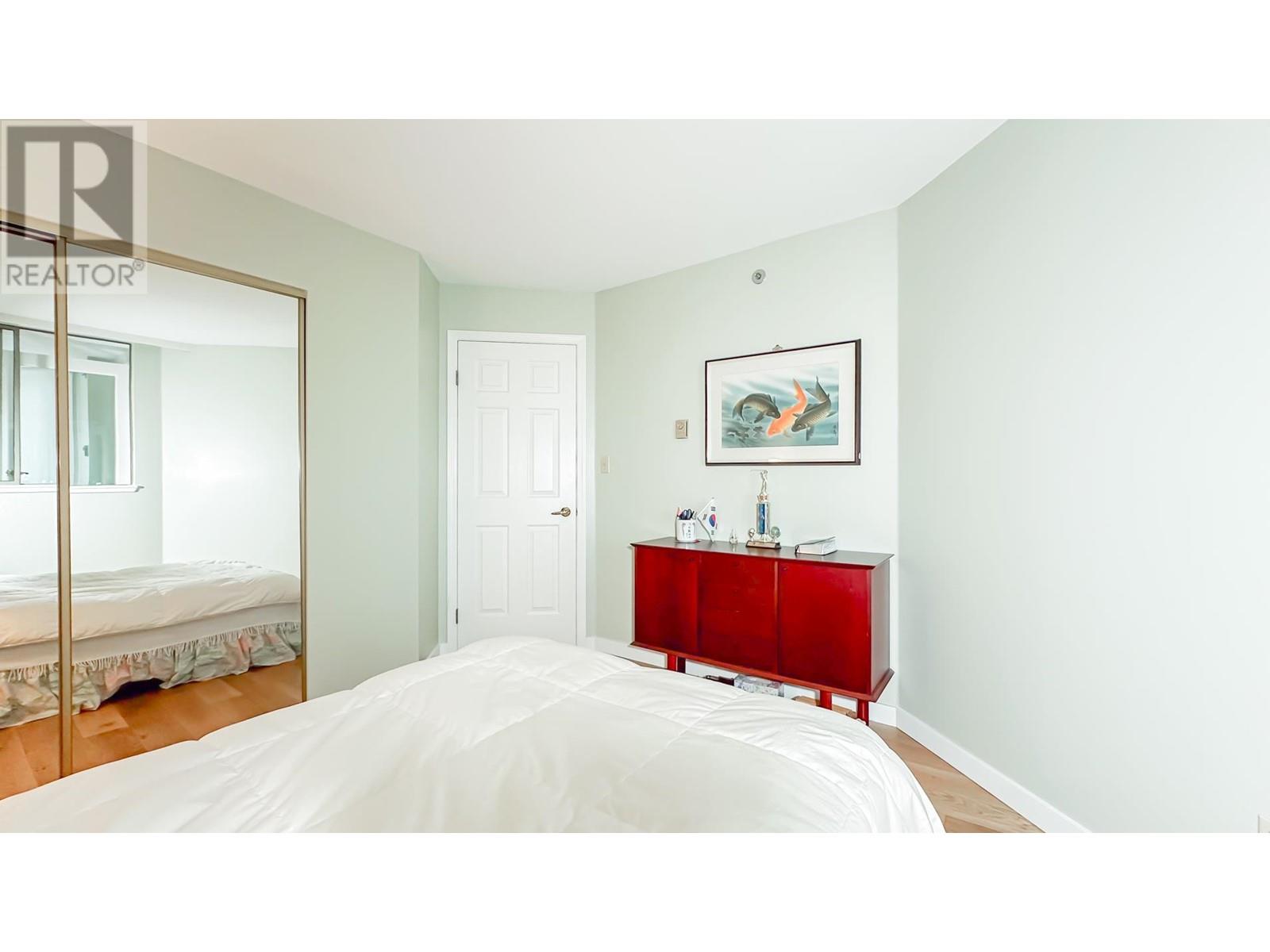 Listing Picture 15 of 27 : 712 2201 PINE STREET, Vancouver / 溫哥華 - 魯藝地產 Yvonne Lu Group - MLS Medallion Club Member