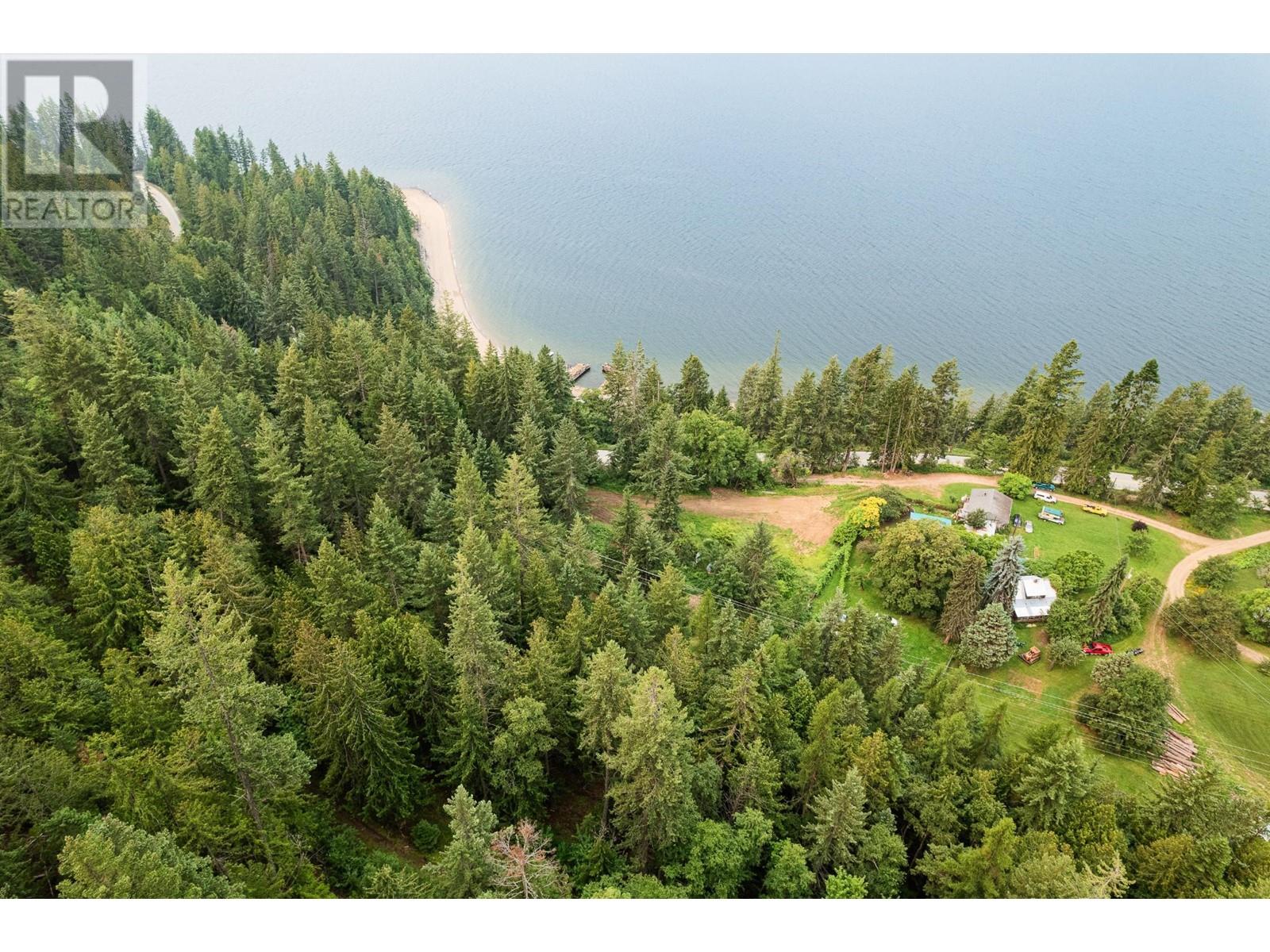 13828 3a Highway, Gray Creek, British Columbia  V0B 1S0 - Photo 12 - 10334428