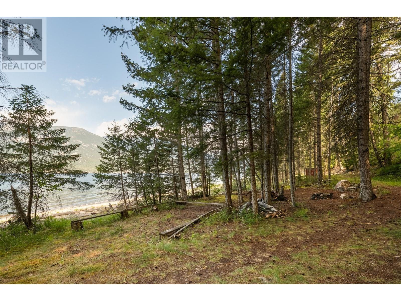 13828 3a Highway, Gray Creek, British Columbia  V0B 1S0 - Photo 19 - 10334428