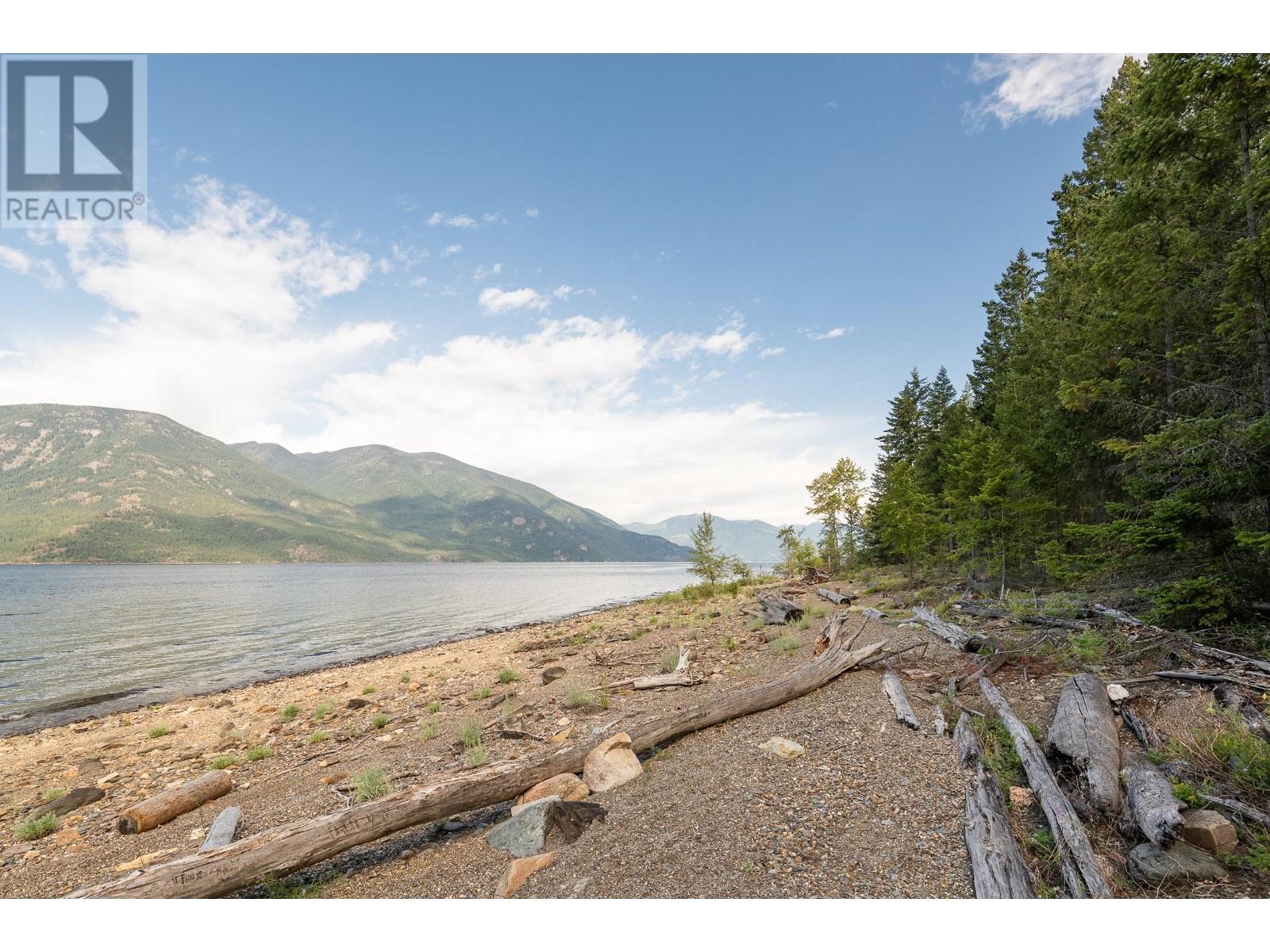 13828 3a Highway, Gray Creek, British Columbia  V0B 1S0 - Photo 4 - 10334428