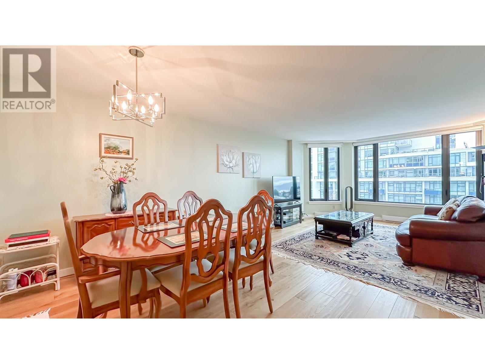 Listing Picture 6 of 27 : 712 2201 PINE STREET, Vancouver / 溫哥華 - 魯藝地產 Yvonne Lu Group - MLS Medallion Club Member