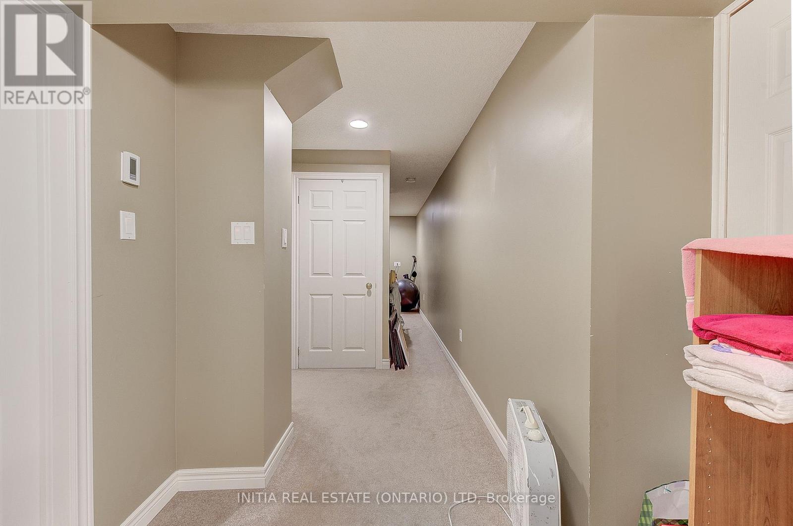 Photo 11 of 21 for 212 Killarney Grove