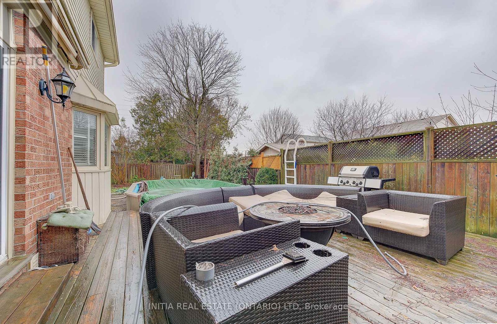 Photo 19 of 21 for 212 Killarney Grove
