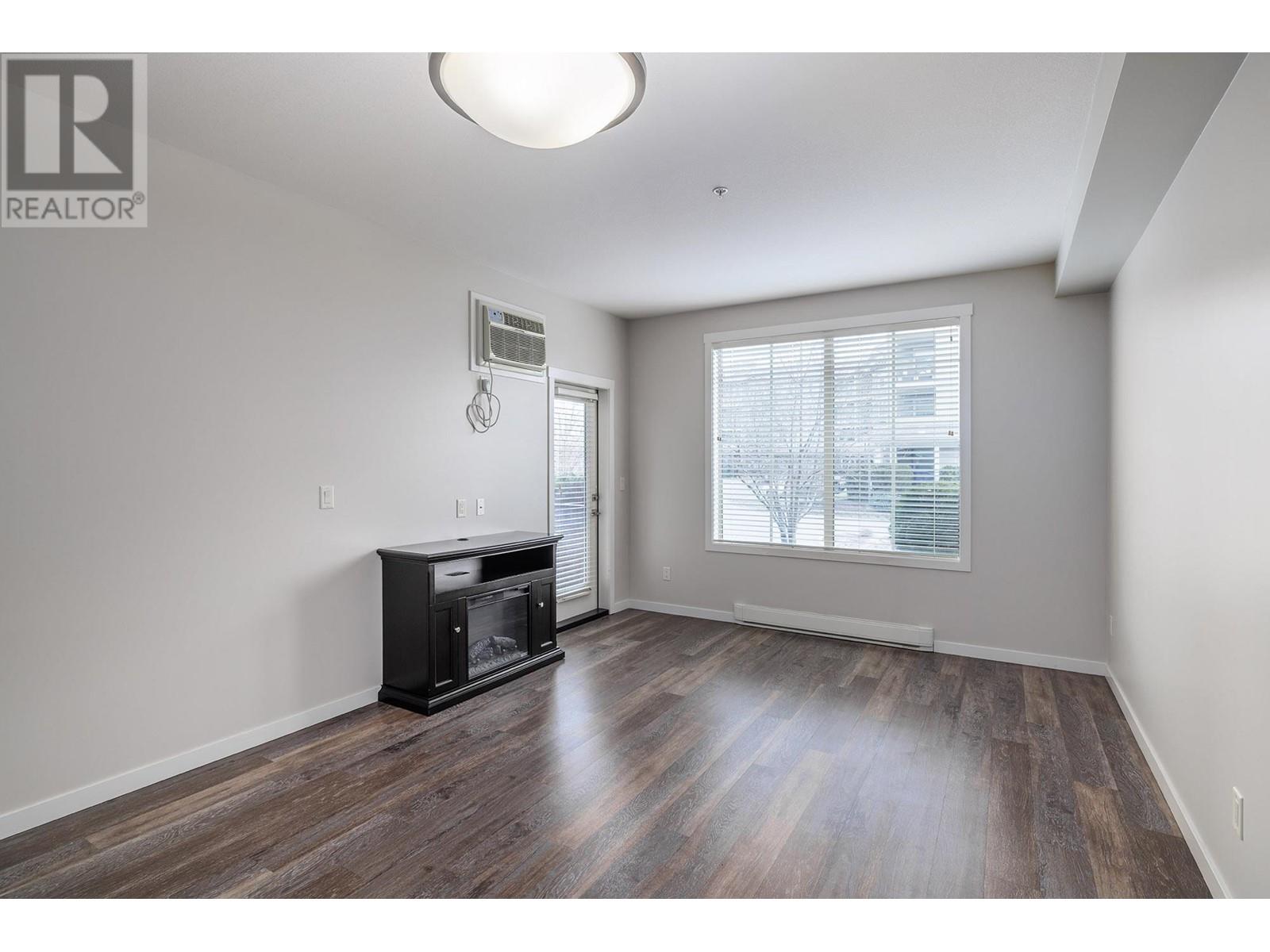 Property at 3731 Casorso Road Unit# 101 image 3