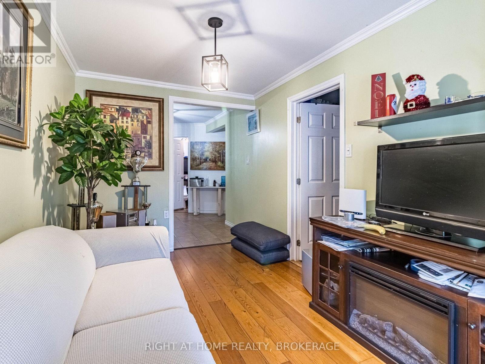 97 29th Street, Toronto, Ontario  M8W 3B1 - Photo 8 - W10874756
