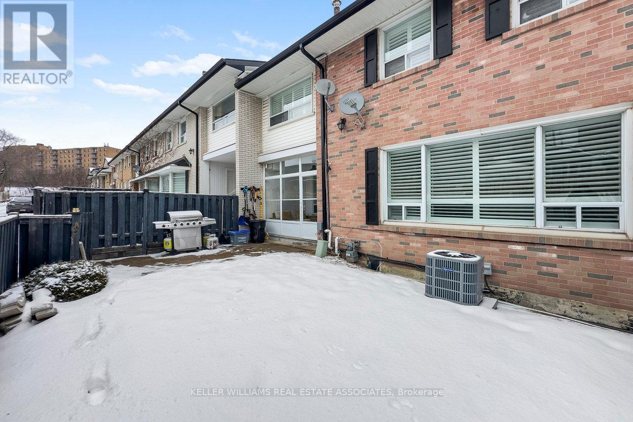 5 - 61 Ardglen Drive, Brampton, Ontario  L6W 1V1 - Photo 41 - W11962937