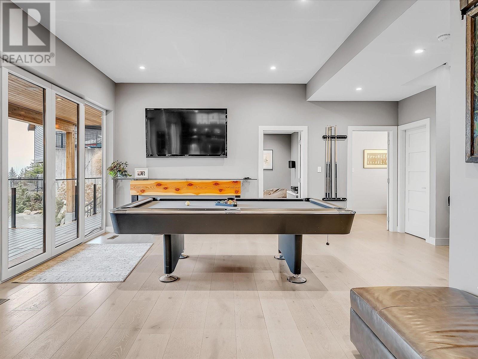 9 40781 THUNDERBIRD RIDGE