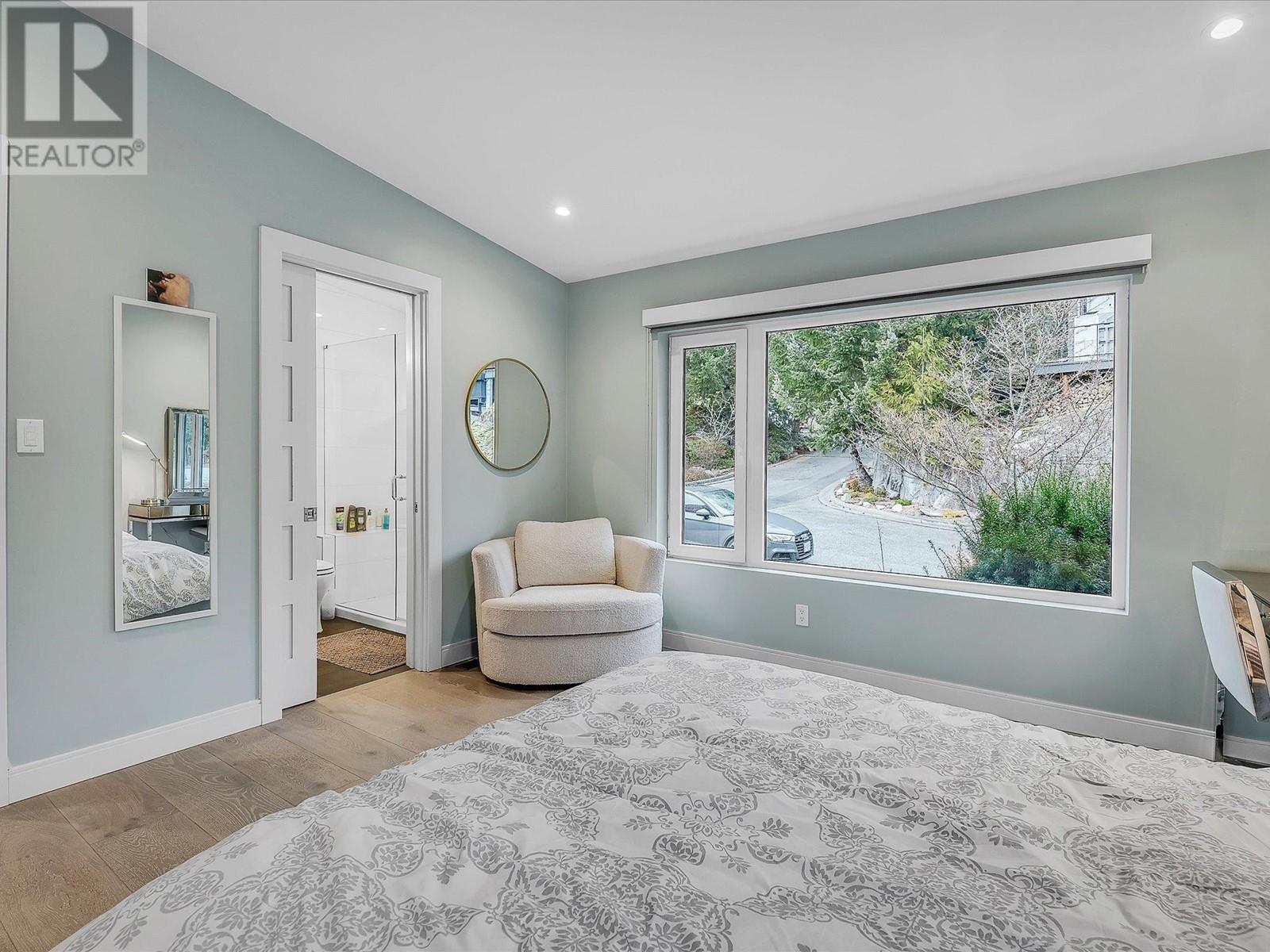 9 40781 THUNDERBIRD RIDGE