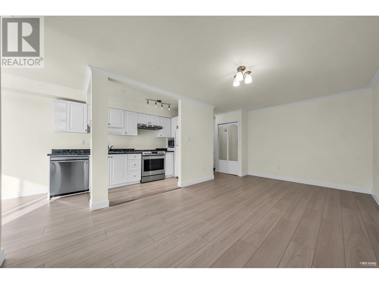 206 1363 Clyde Avenue, West Vancouver, British Columbia  V7T 2W9 - Photo 7 - R2965083
