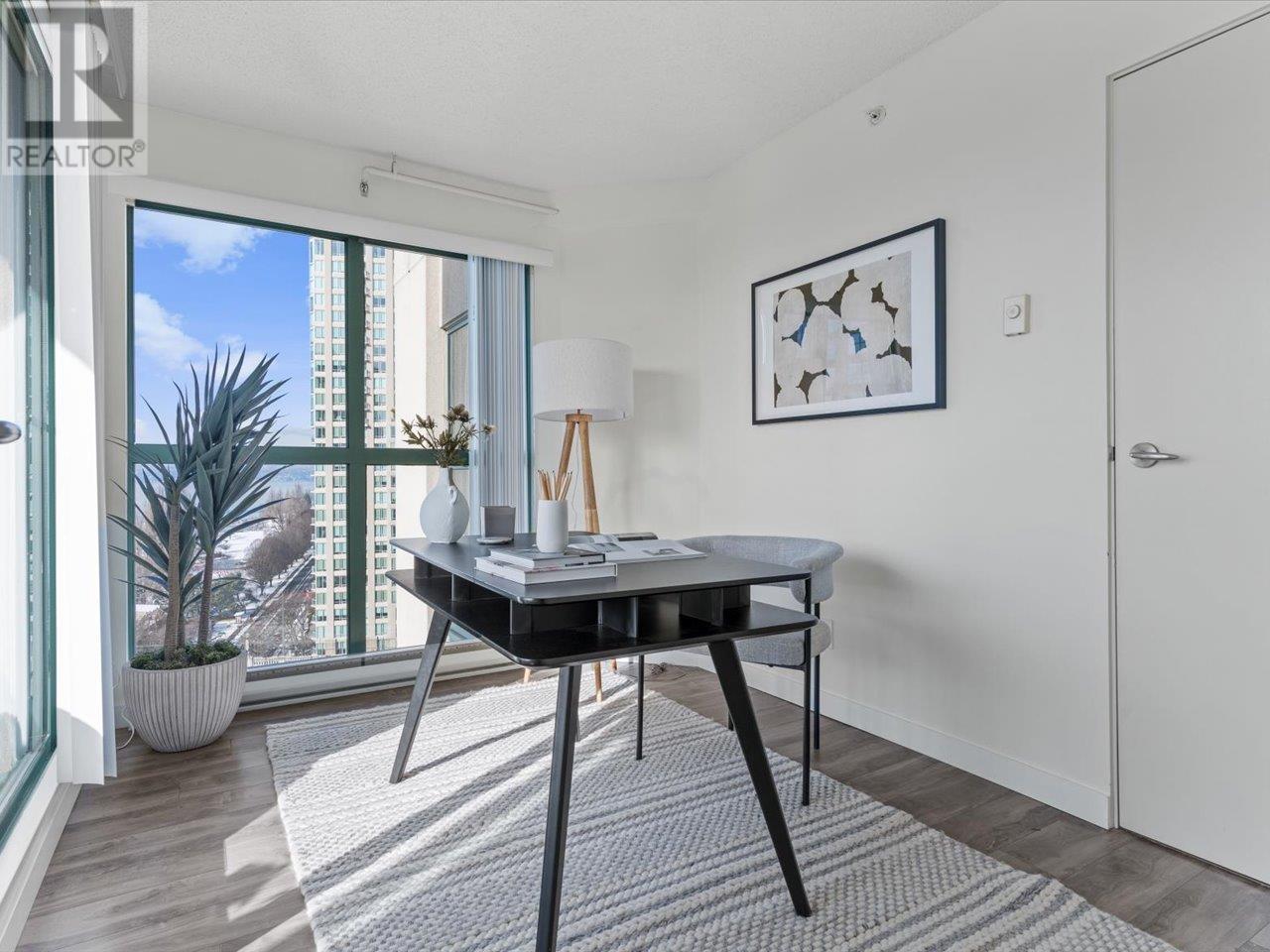 Listing Picture 8 of 22 : 1602 907 BEACH AVENUE, Vancouver / 溫哥華 - 魯藝地產 Yvonne Lu Group - MLS Medallion Club Member