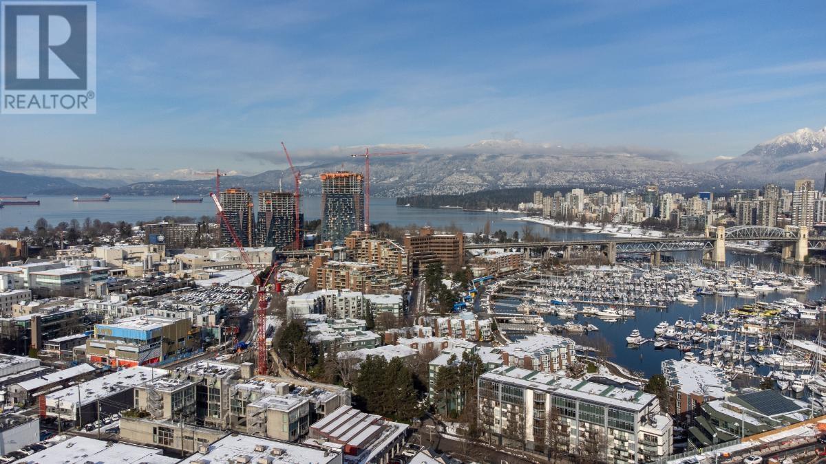 Listing Picture 28 of 33 : 103 1508 MARINER WALK, Vancouver / 溫哥華 - 魯藝地產 Yvonne Lu Group - MLS Medallion Club Member