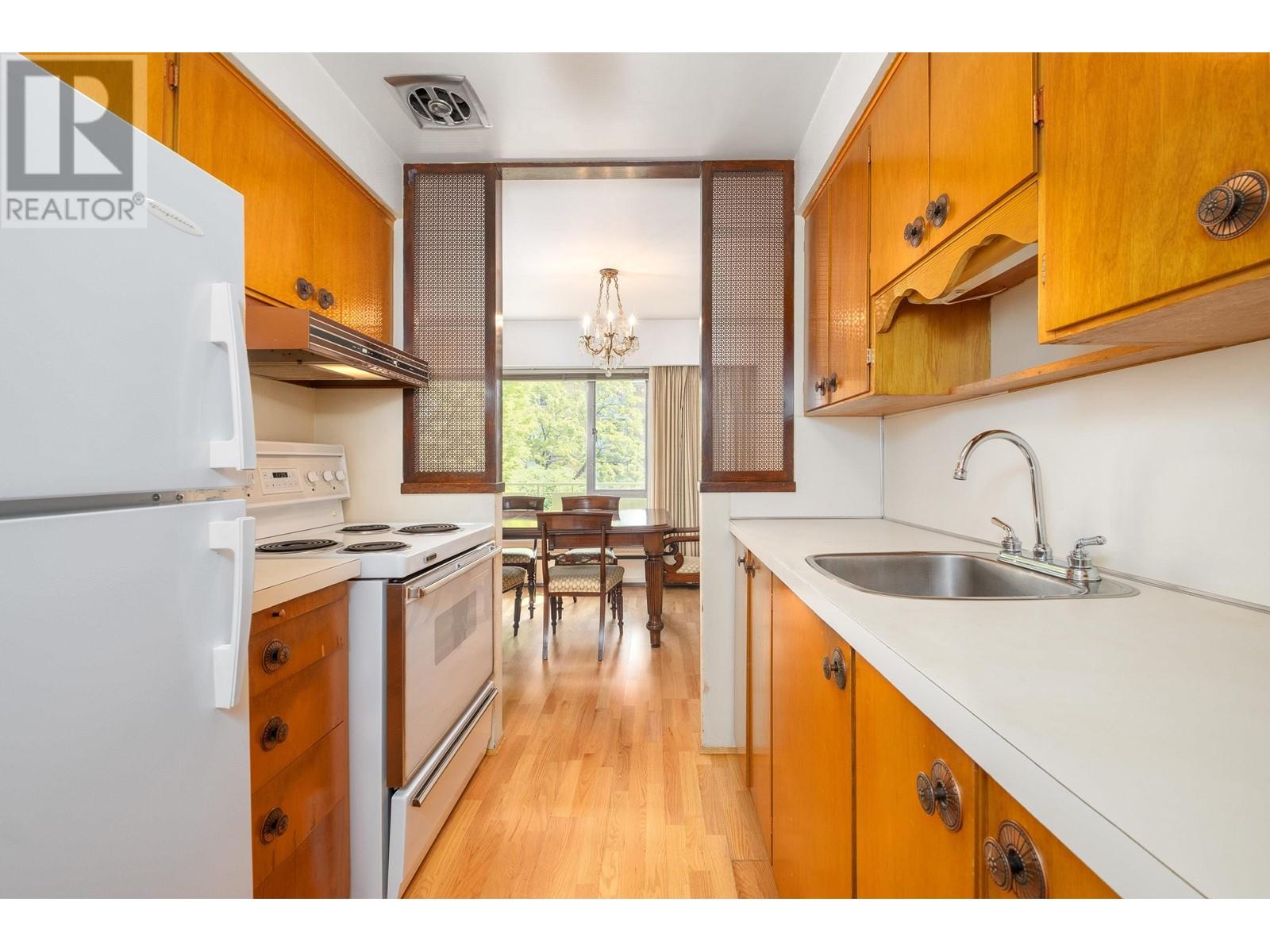 303 5475 Vine Street, Vancouver, British Columbia  V6M 3Z7 - Photo 12 - R2965132