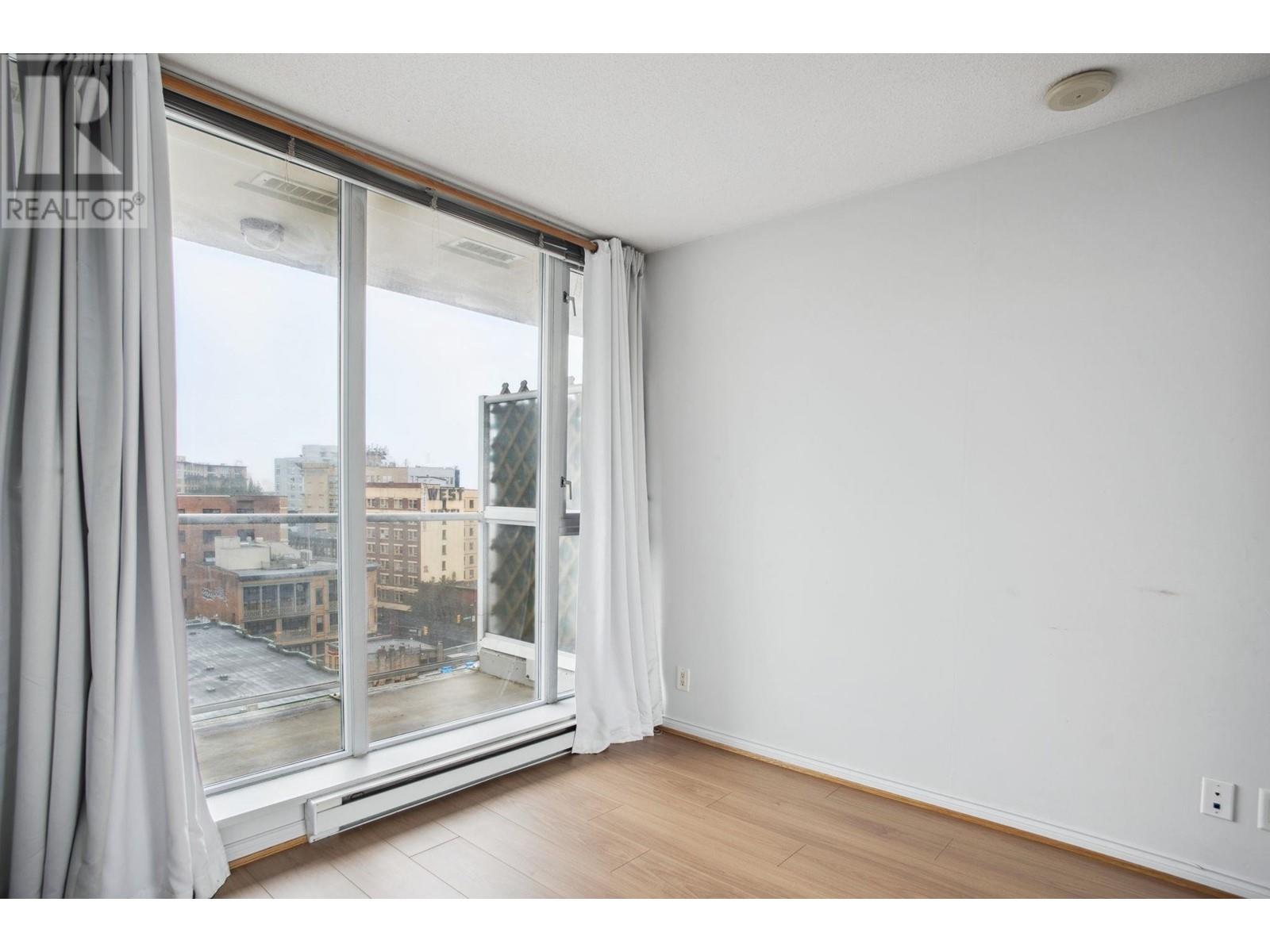 Listing Picture 13 of 29 : 1105 550 TAYLOR STREET, Vancouver / 溫哥華 - 魯藝地產 Yvonne Lu Group - MLS Medallion Club Member