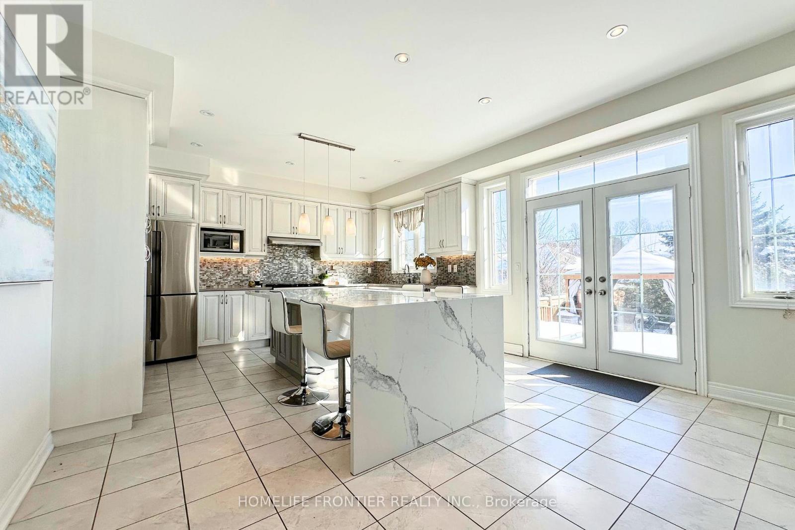 Property at 561 MCGREGOR FARM TRAIL image 4