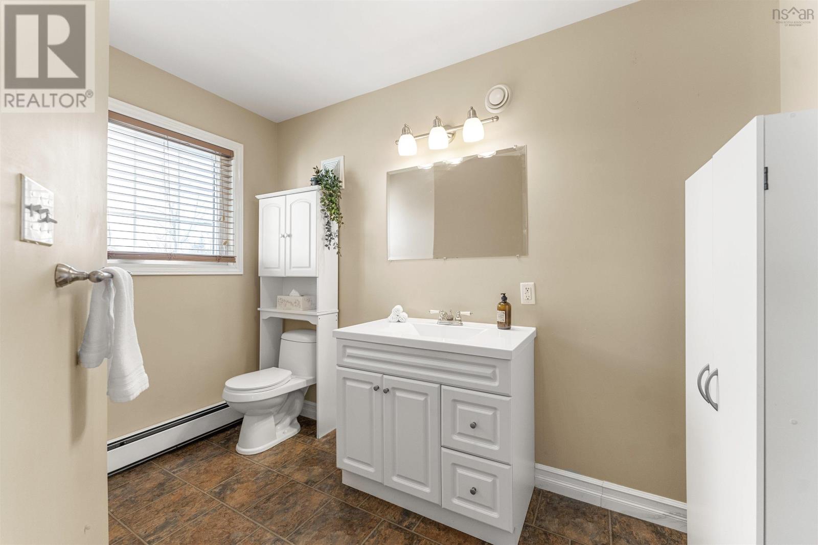 27 Tiffany Court, East Preston, Nova Scotia  B2Z 1K3 - Photo 18 - 202502635