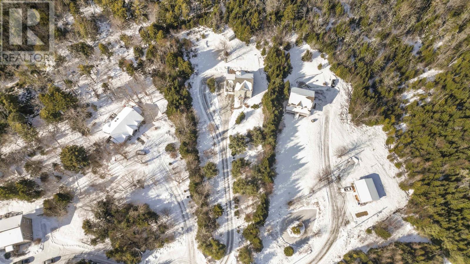 27 Tiffany Court, East Preston, Nova Scotia  B2Z 1K3 - Photo 2 - 202502635