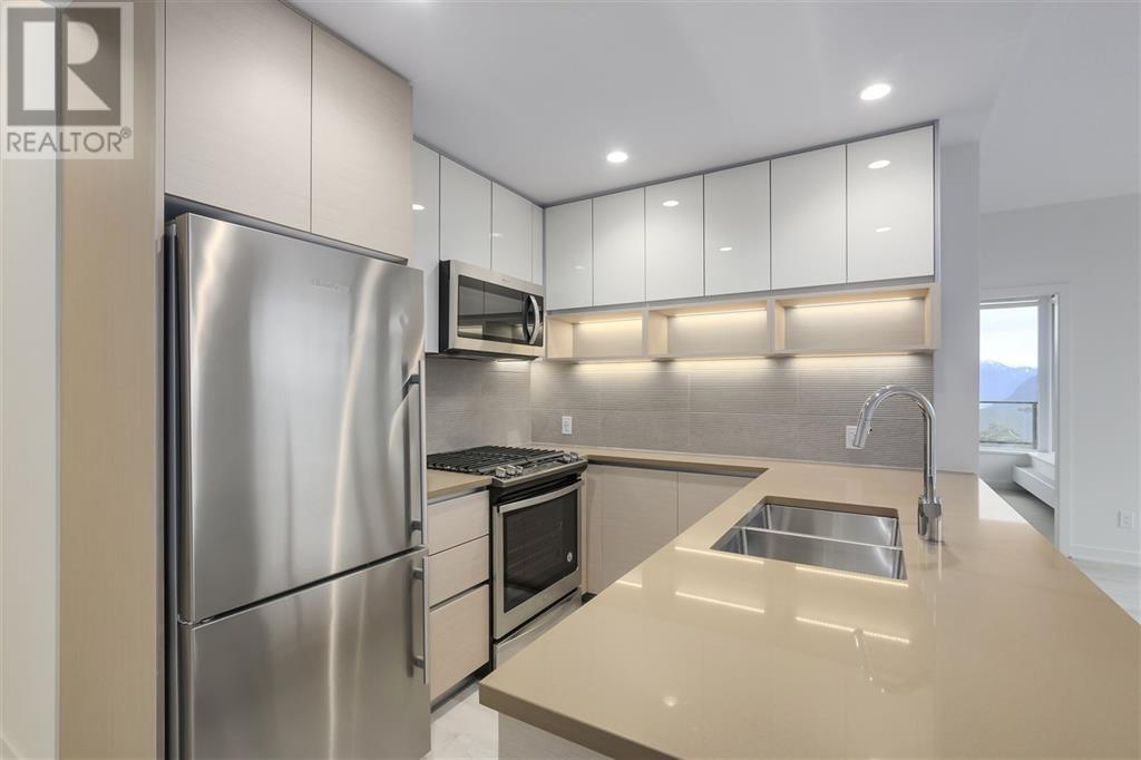 303 8850 University Crescent, Burnaby, British Columbia  V5A 4Y8 - Photo 5 - R2965041