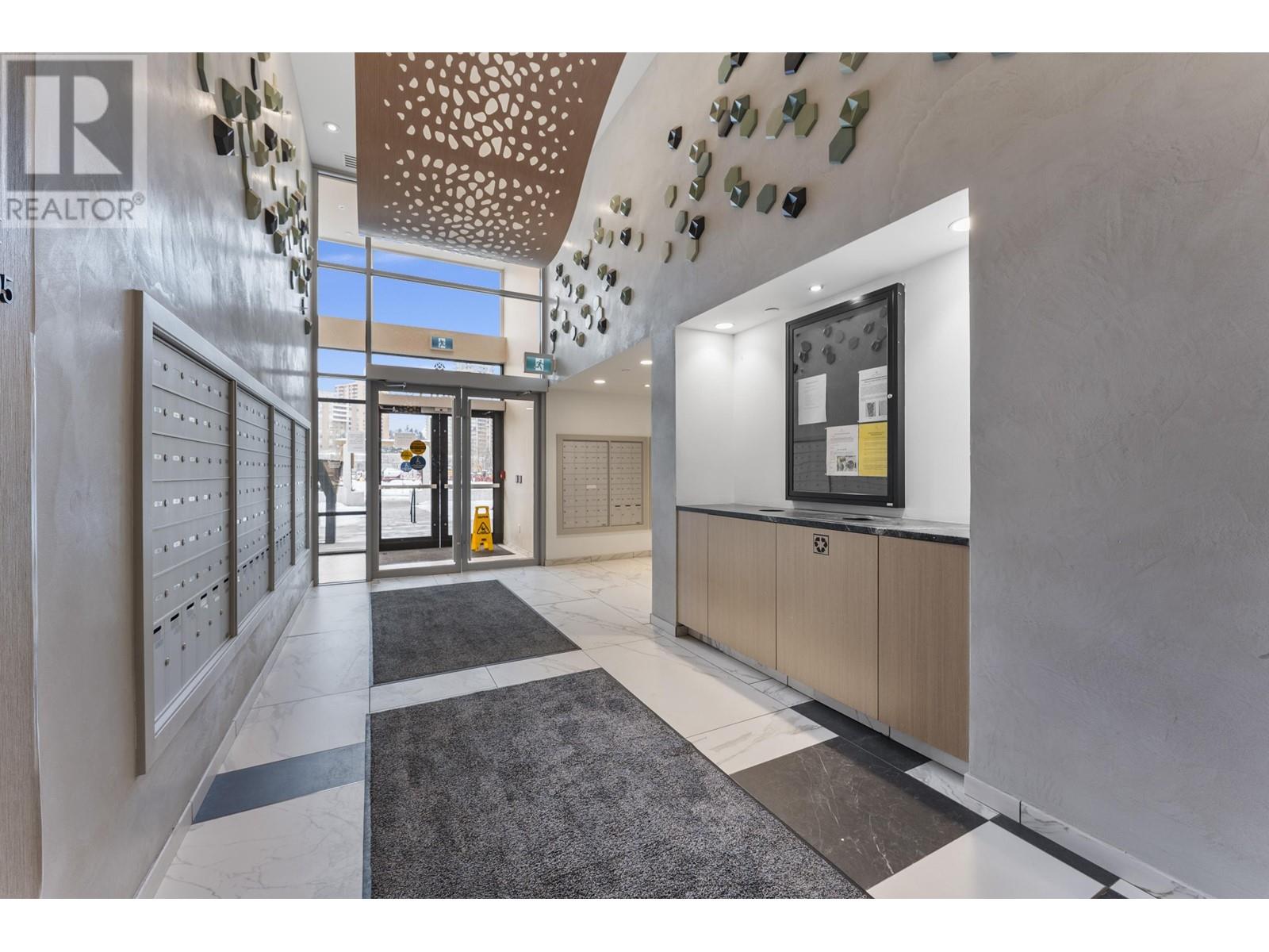 Listing Picture 28 of 28 : 903 6463 SILVER AVENUE, Burnaby / 本拿比 - 魯藝地產 Yvonne Lu Group - MLS Medallion Club Member