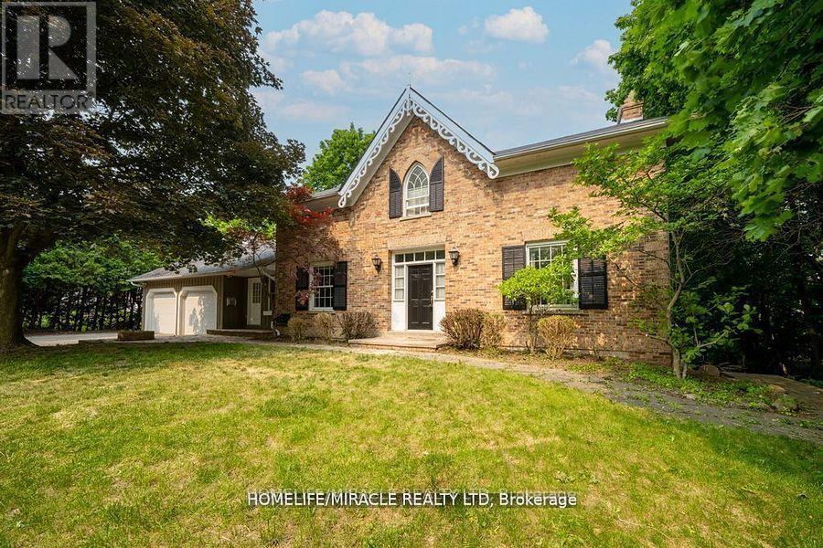 Property at 10 HOUGHTON BOULEVARD image 4