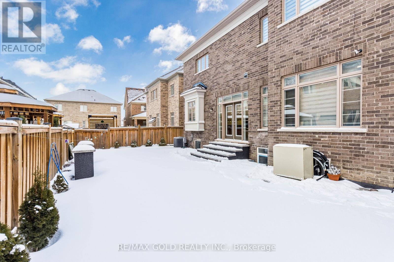 28 Cloverhaven Road, Brampton, Ontario  L6P 4E4 - Photo 48 - W11965738